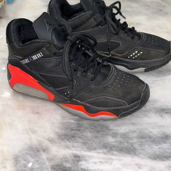 Jordan Point Lane Infrared - sz 6y - Picture 1 of 5